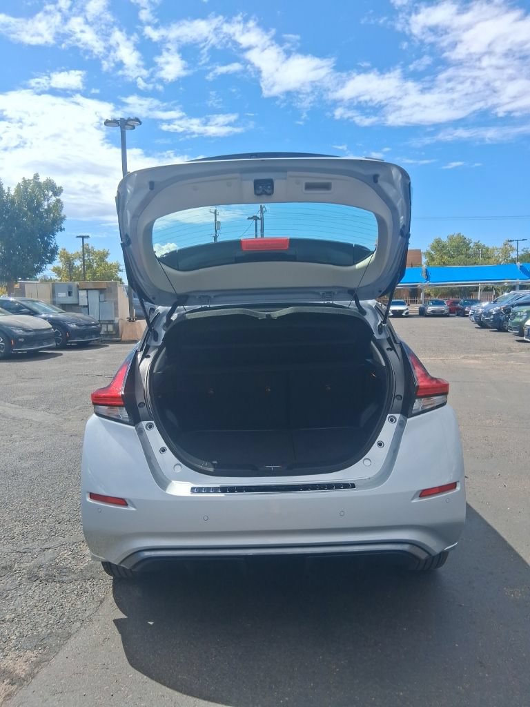 Used 2025 Nissan Leaf SV Plus w/ Protection Package FWD image 5