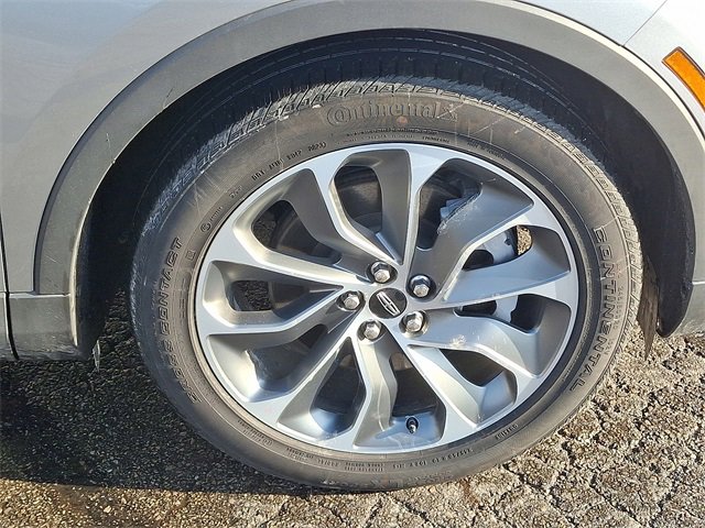 Certified 2023 Lincoln Nautilus Reserve image 8