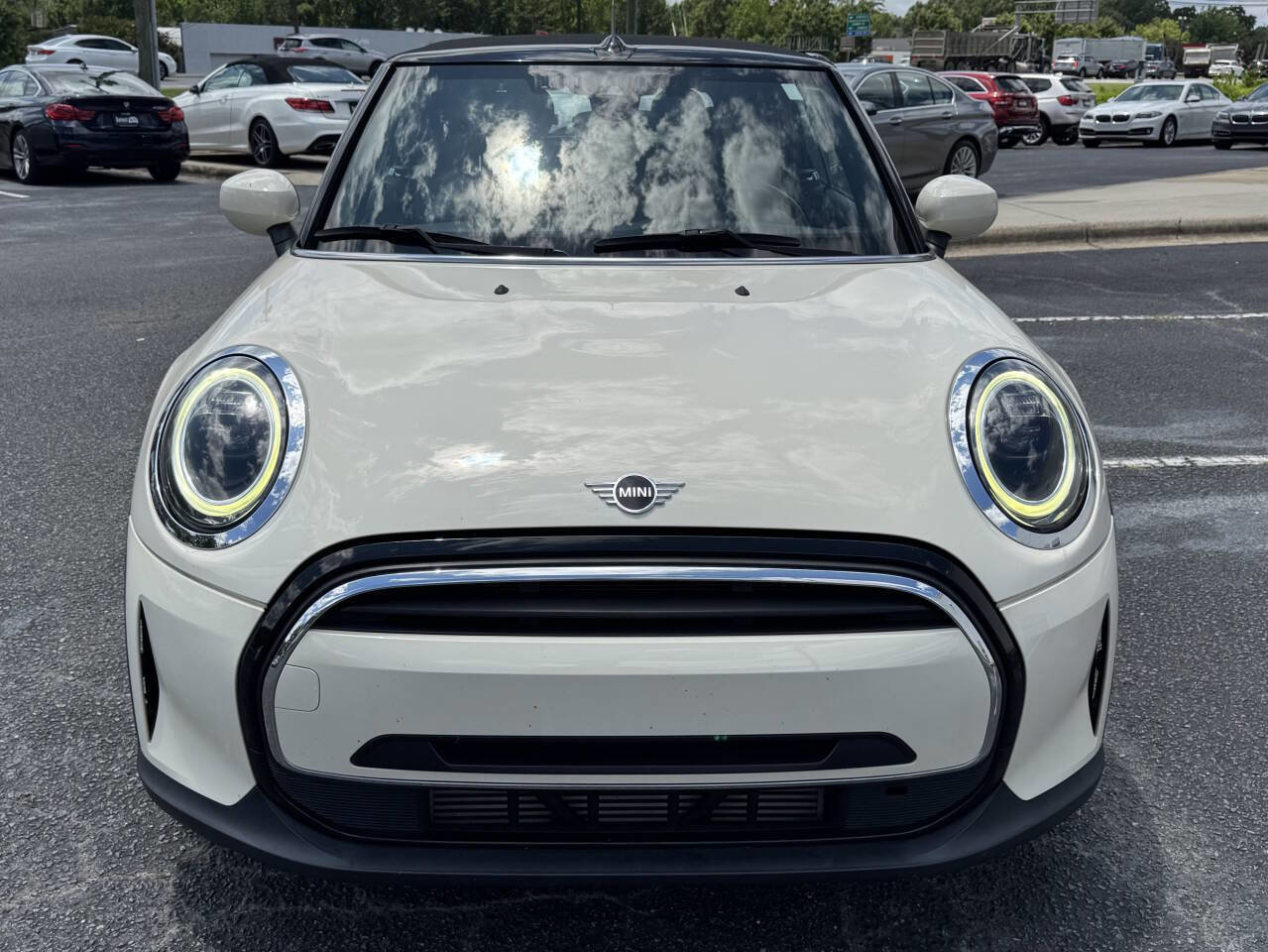 Used 2022 MINI Cooper Convertible image 2