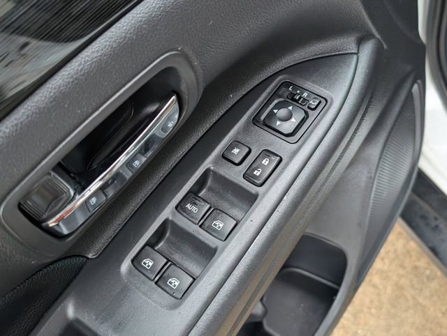 Used 2016 Mitsubishi Outlander GT image 11