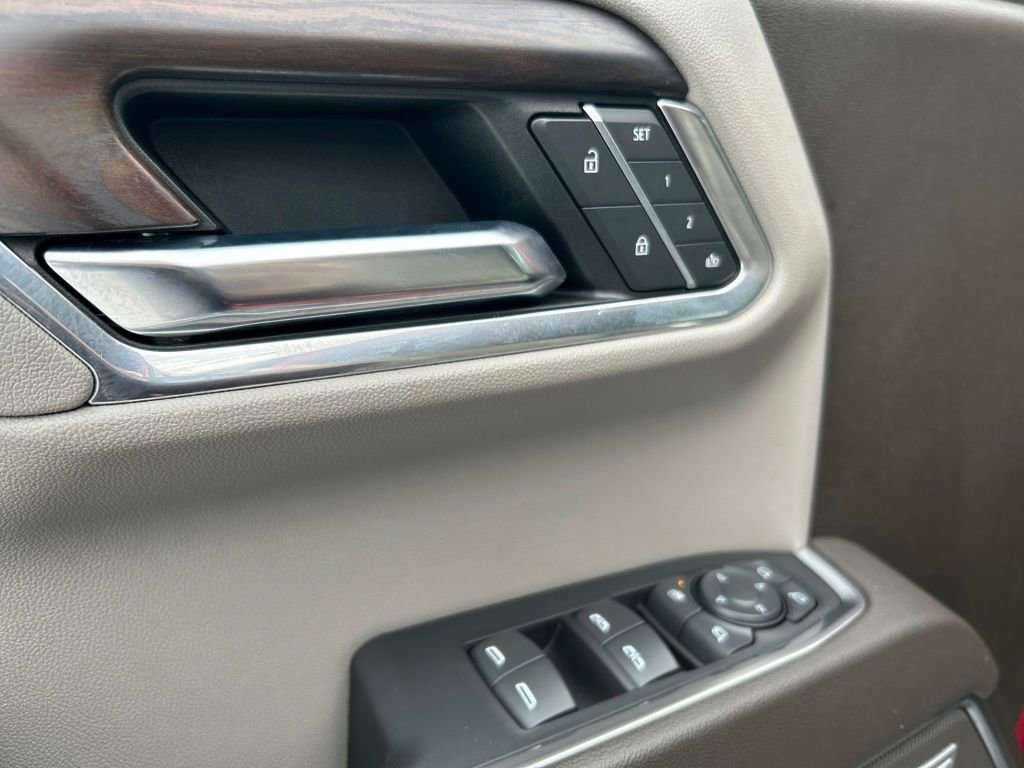 Used 2022 GMC Sierra 1500 SLT w/ SLT Convenience Package image 19