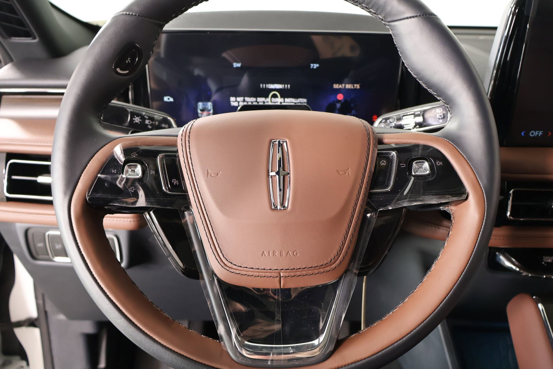 New 2026 Lincoln Aviator Reserve image 3
