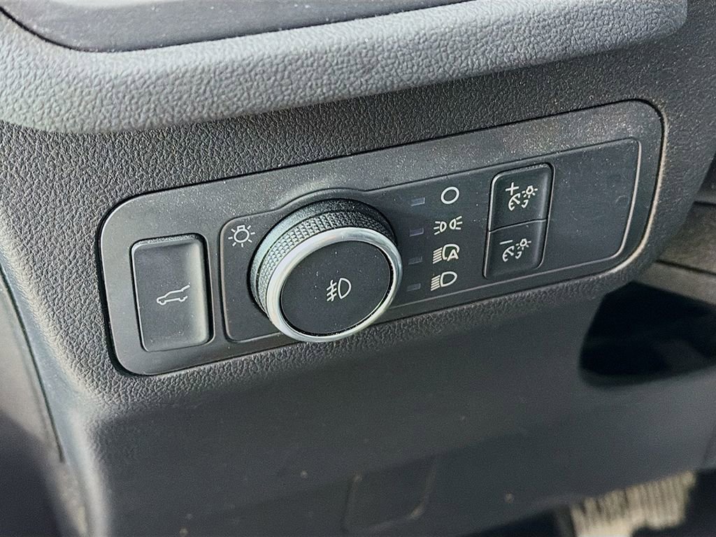 Used 2022 Ford Escape SEL image 27