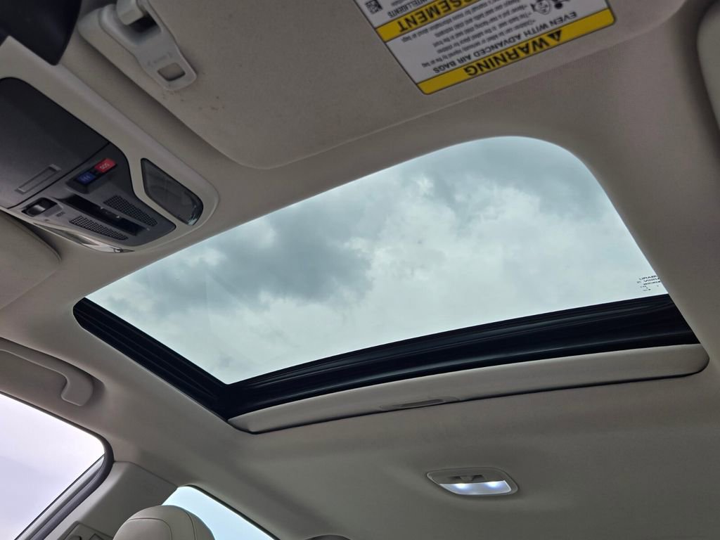 Used 2024 Subaru Legacy Limited image 19