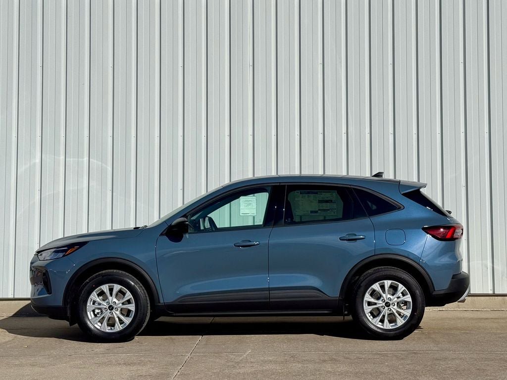New 2026 Ford Escape Active w/ Tech Pack #1 AWD/4WD image 2