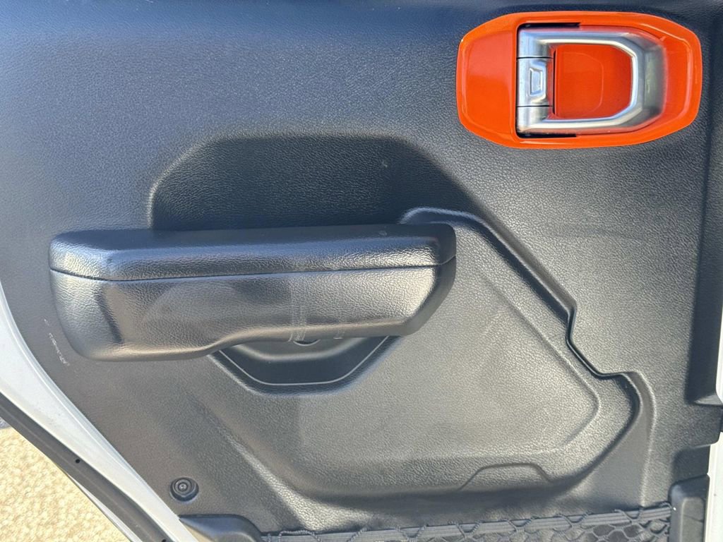 Used 2021 Jeep Wrangler Unlimited Sport image 12