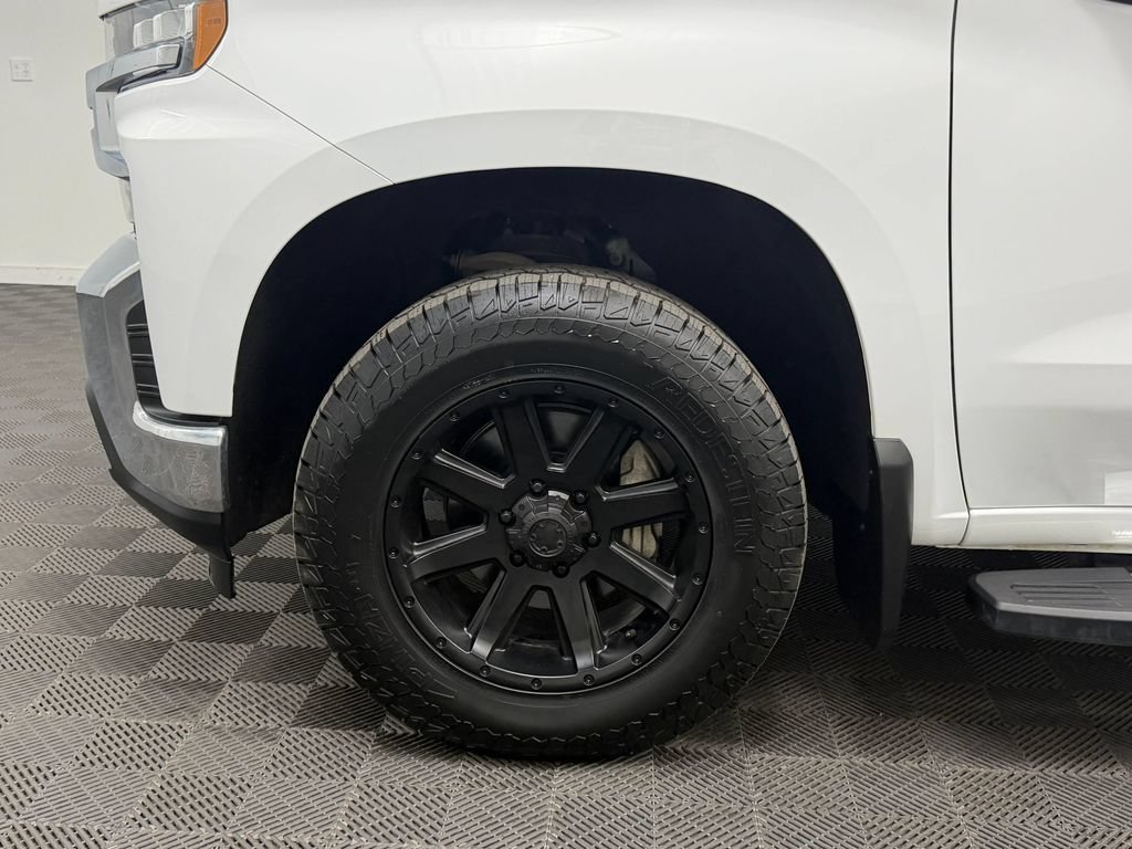 Used 2022 Chevrolet Silverado 1500 LT AWD/4WD image 28