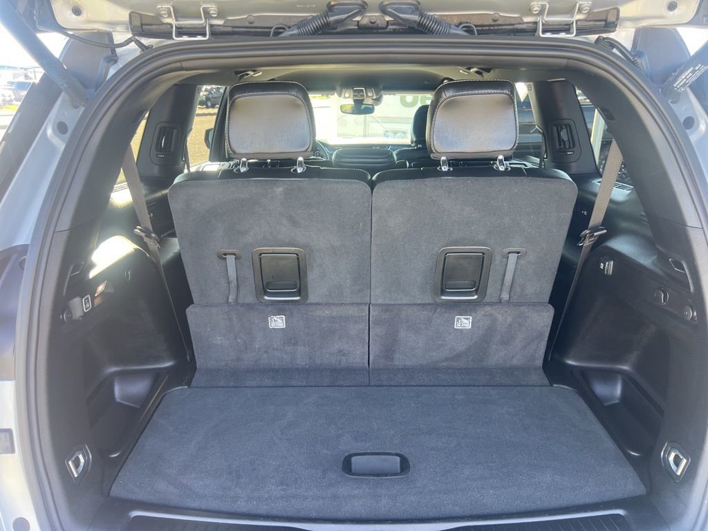 Used 2024 Jeep Grand Cherokee L Laredo image 35