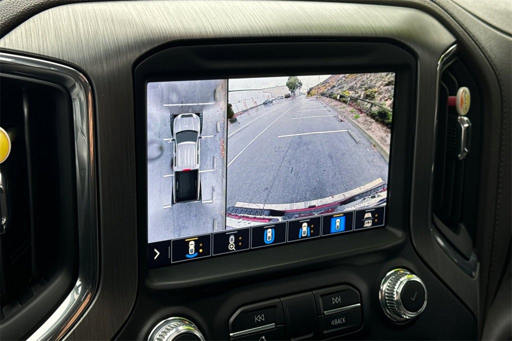 Used 2023 GMC Sierra 2500 Denali w/ Denali Ultimate Package image 17