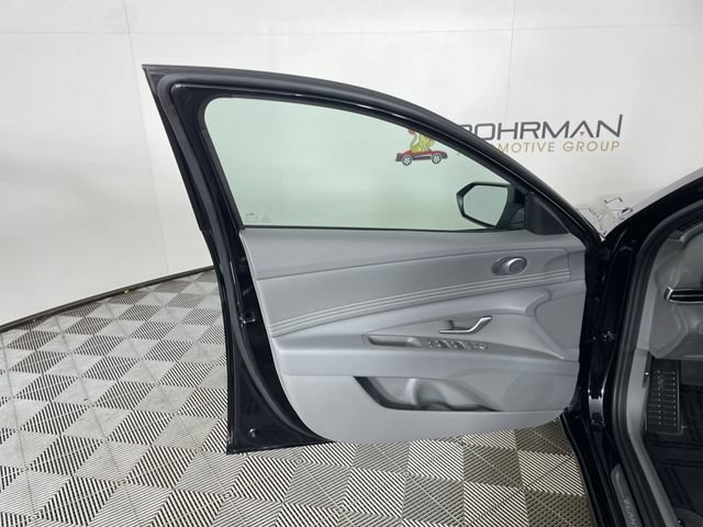 New 2026 Hyundai Elantra SEL Sport Premium FWD image 33
