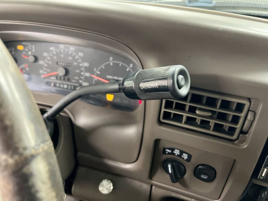 Used 2000 Ford Excursion Limited AWD/4WD image 16