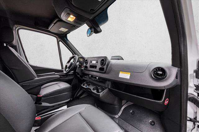 Used 2026 Mercedes-Benz Sprinter 2500 image 20
