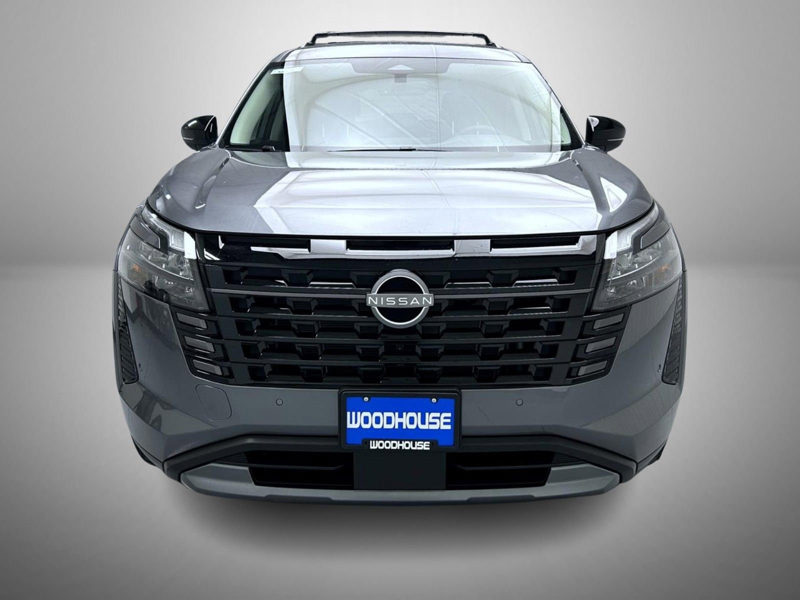 New 2026 Nissan Pathfinder Platinum image 2