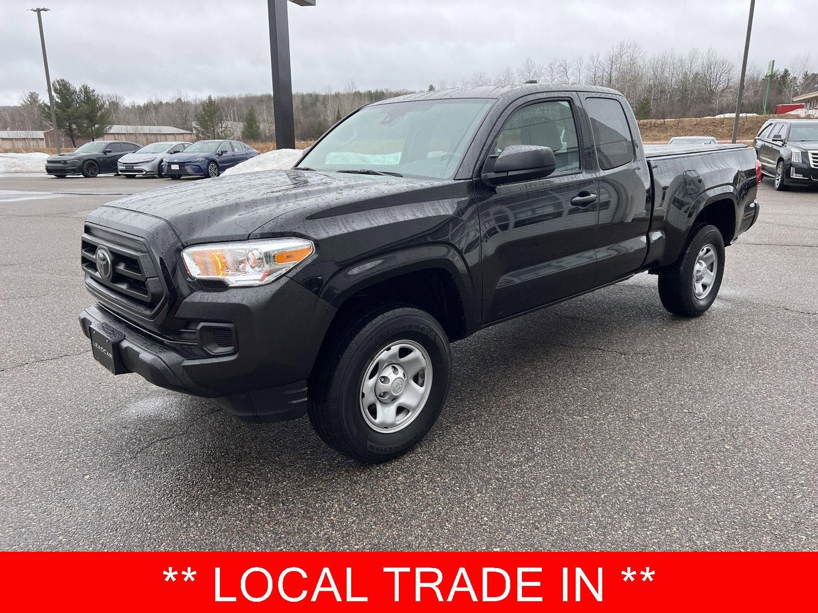 Used 2023 Toyota Tacoma SR image 3
