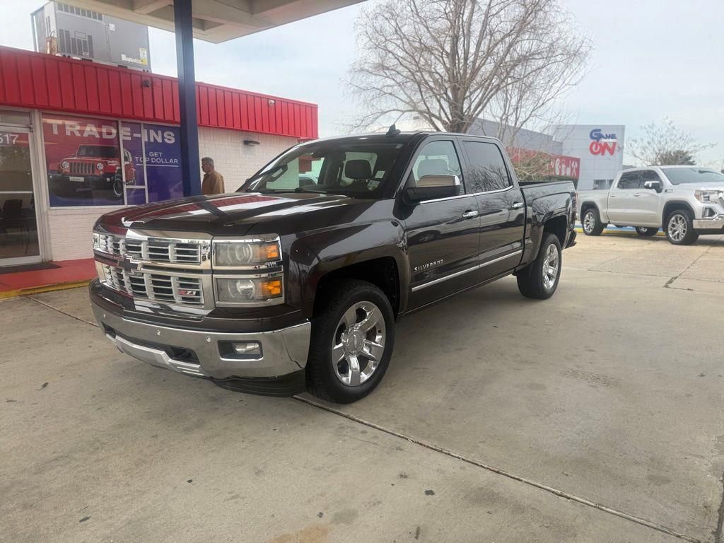 Used 2015 Chevrolet Silverado 1500 LTZ Z71 w/ LTZ Plus Package AWD/4WD image 7