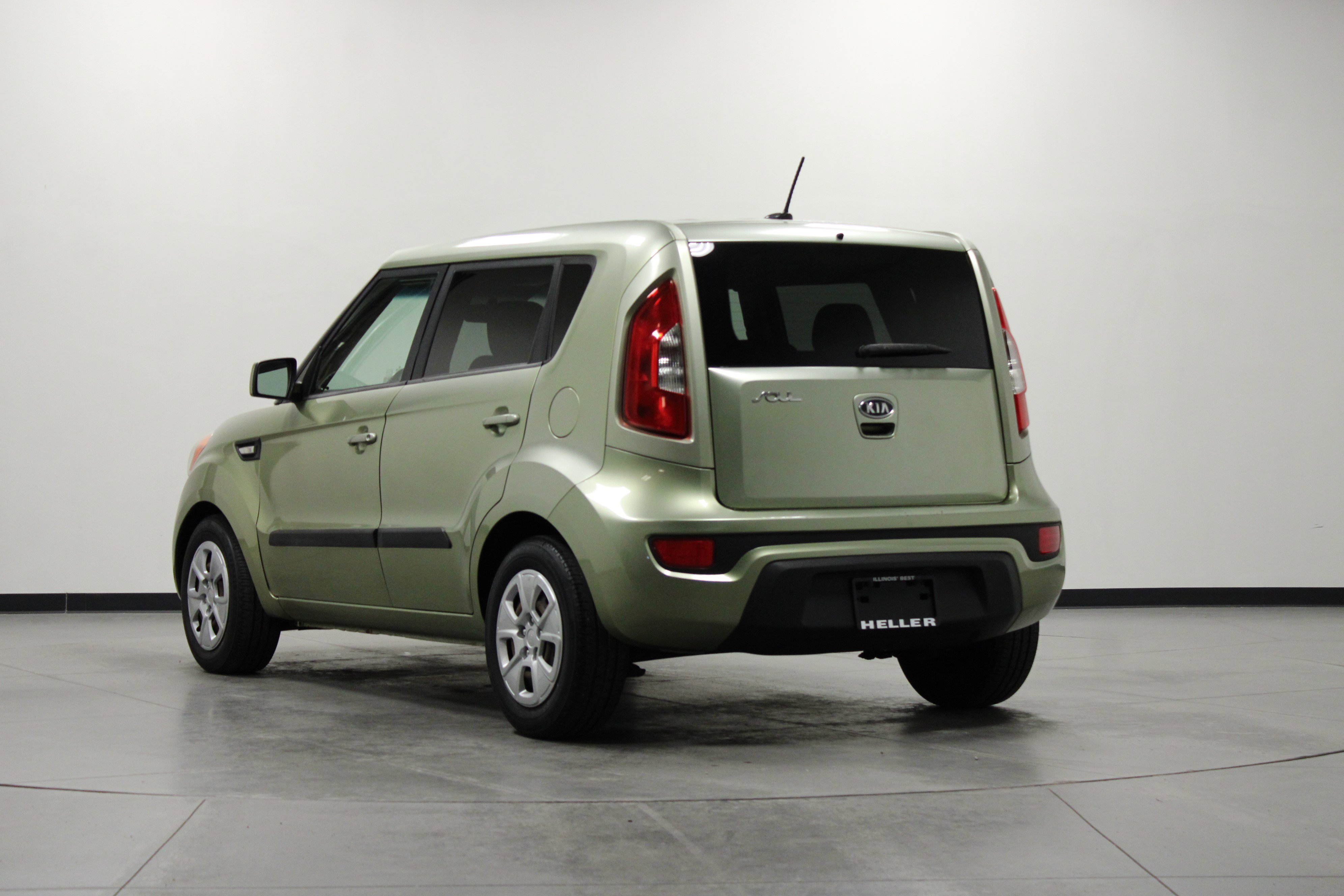 Used 2012 Kia Soul FWD image 6