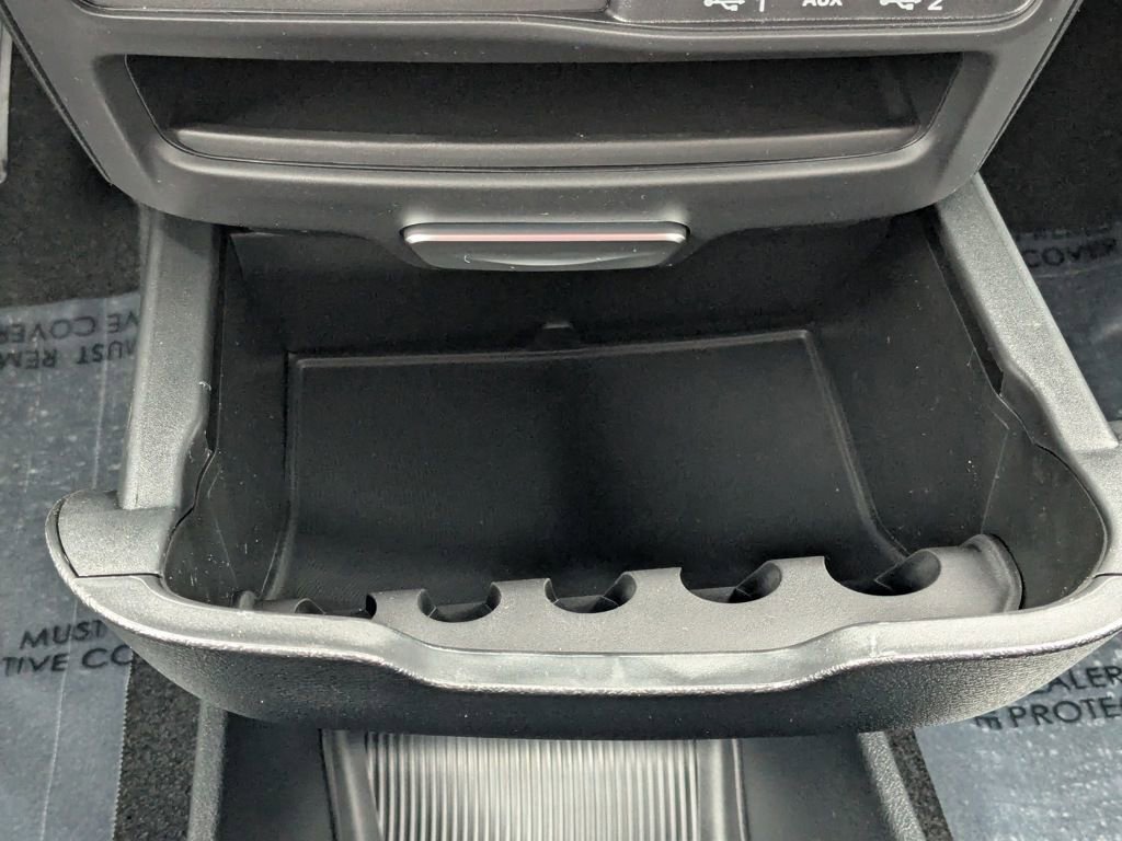 New 2025 Chrysler Pacifica Select image 33