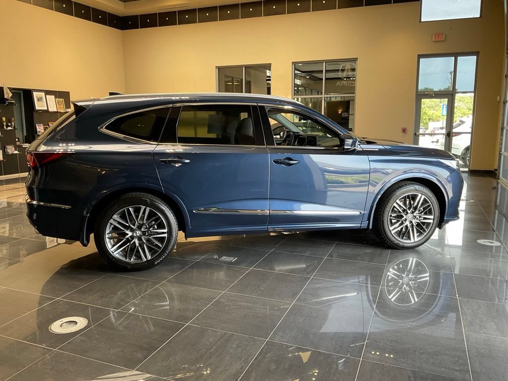 Certified 2026 Acura MDX w/ Advance Package AWD/4WD image 7