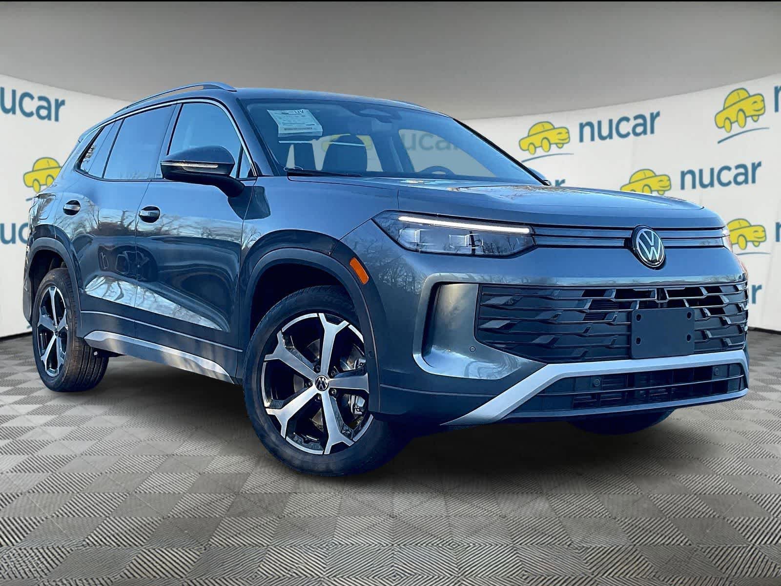 New 2026 Volkswagen Tiguan SE AWD/4WD image 1