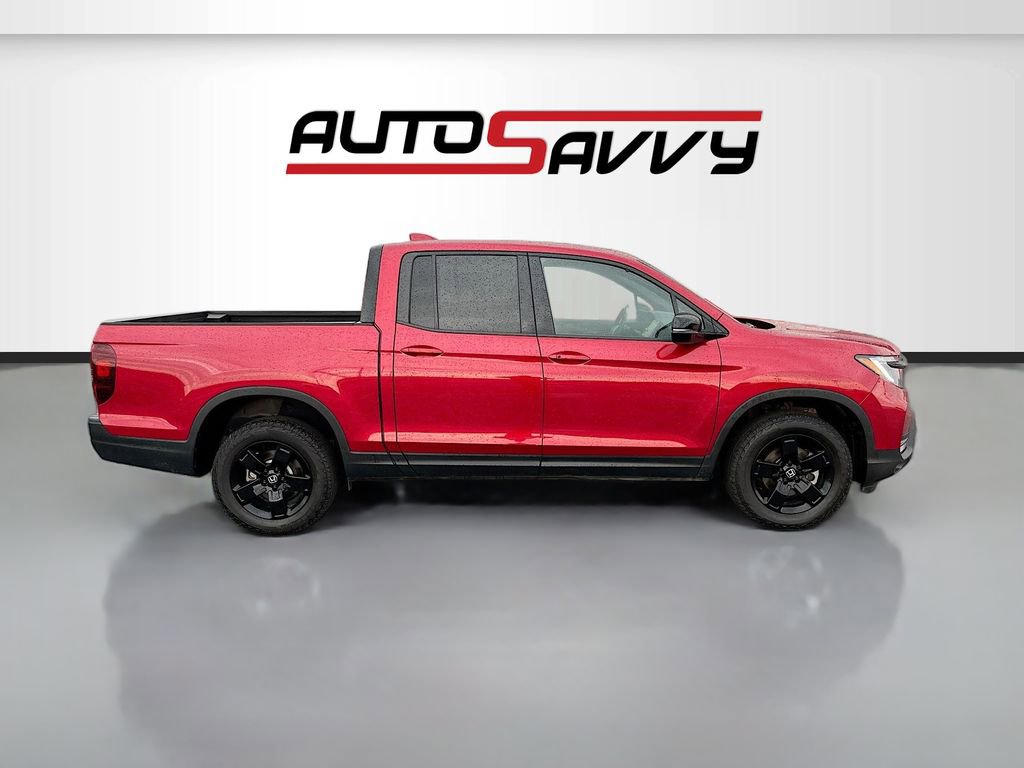 Used 2025 Honda Ridgeline Black Edition image 8