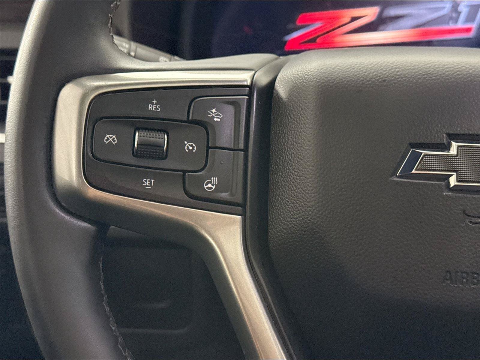 Used 2024 Chevrolet Tahoe Z71 w/ Luxury Package AWD/4WD image 17
