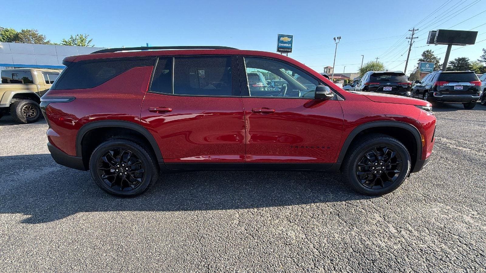 New 2026 Chevrolet Traverse LT FWD image 4