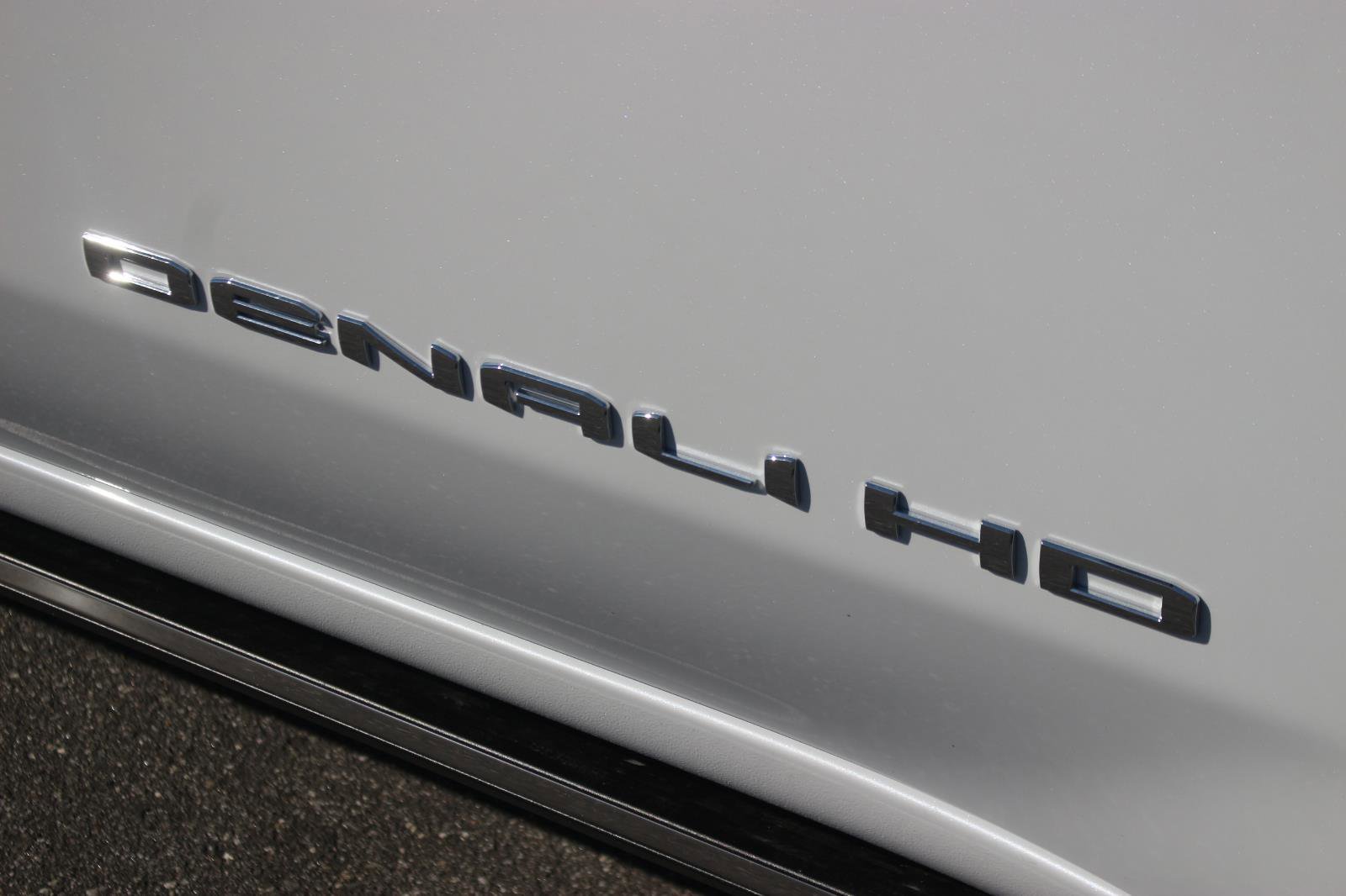 New 2026 GMC Sierra 2500 Denali Ultimate image 11