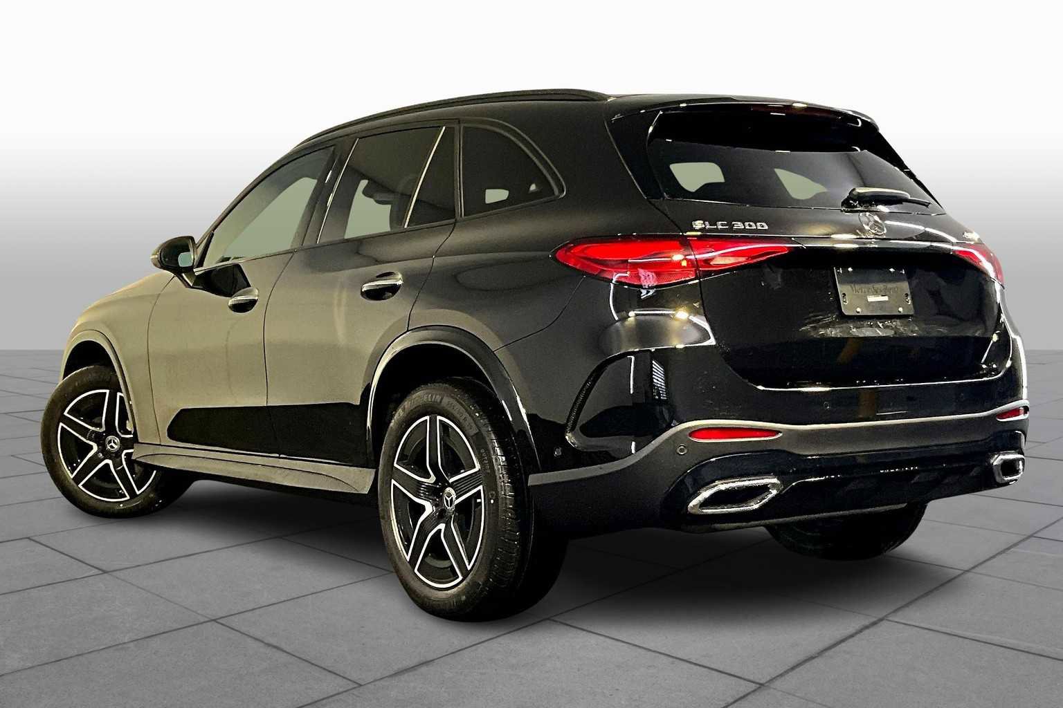New 2026 Mercedes-Benz GLC 300 4MATIC image 3
