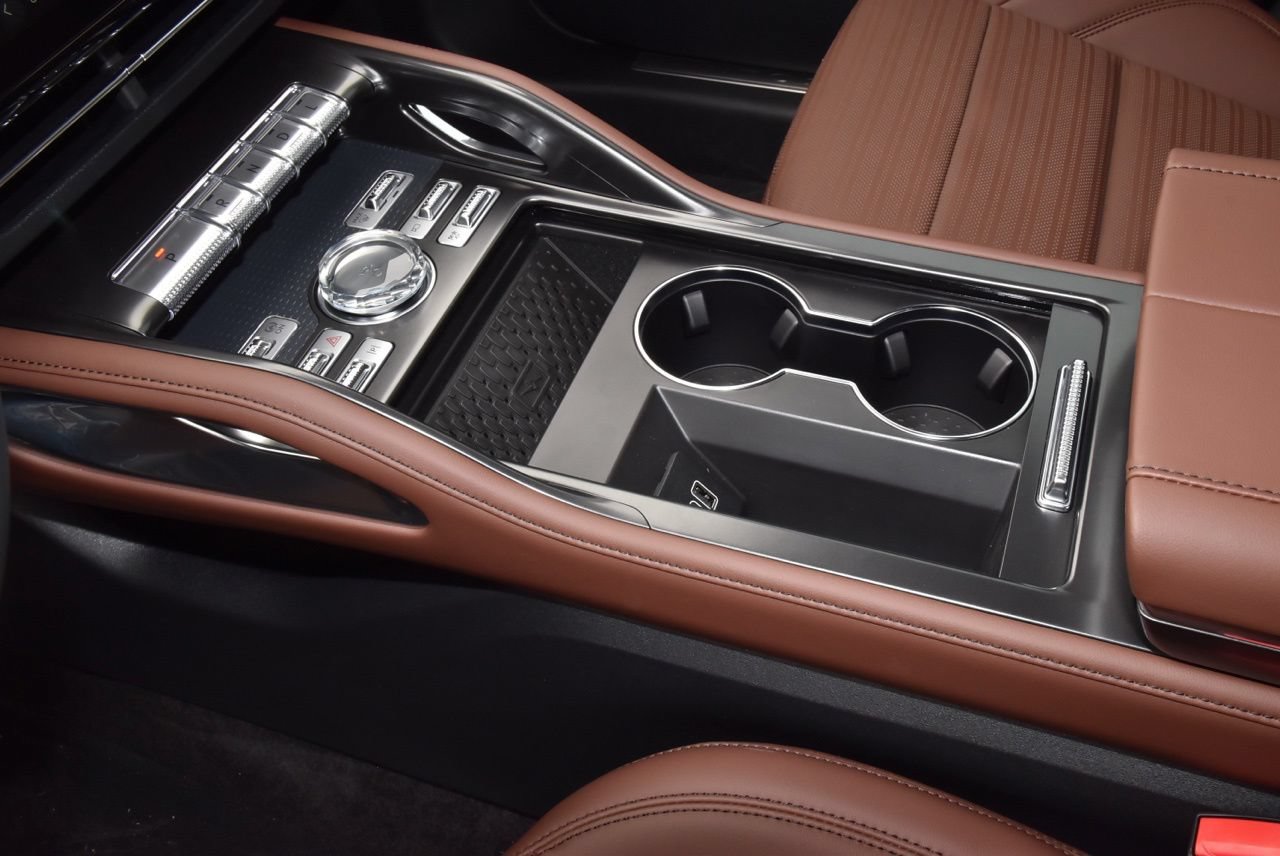 New 2026 Lincoln Nautilus Reserve w/ Jet Appearance Package AWD/4WD image 38