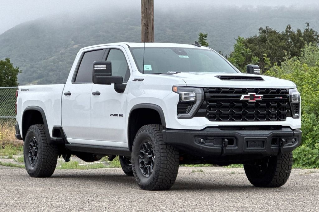 New 2026 Chevrolet Silverado 2500 ZR2 w/ ZR2 Bison Edition AWD/4WD video 2