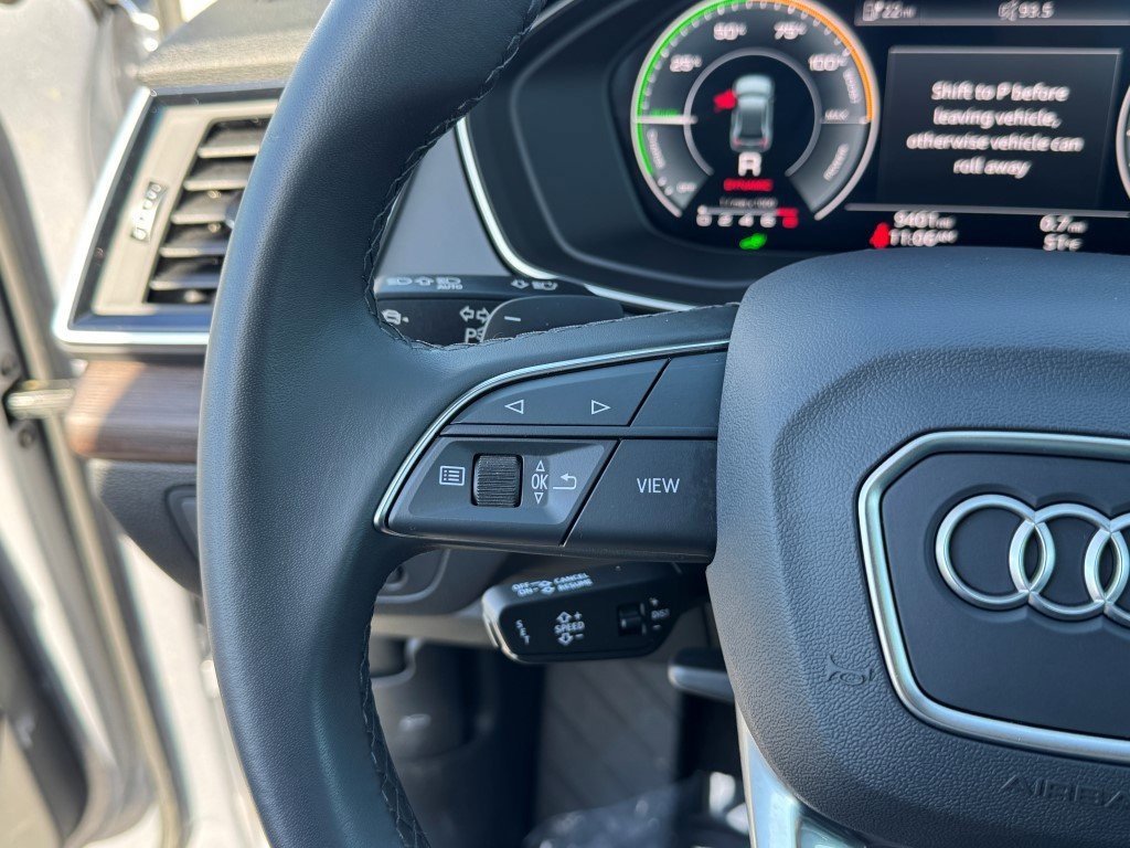 Certified 2024 Audi Q5 e Premium w/ Convenience Package image 32