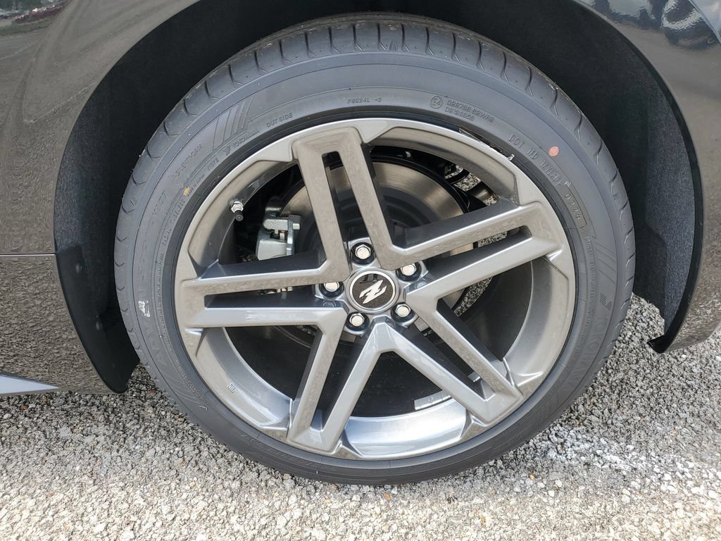 New 2026 Nissan Z Sport w/ Floor Mat Package RWD image 6
