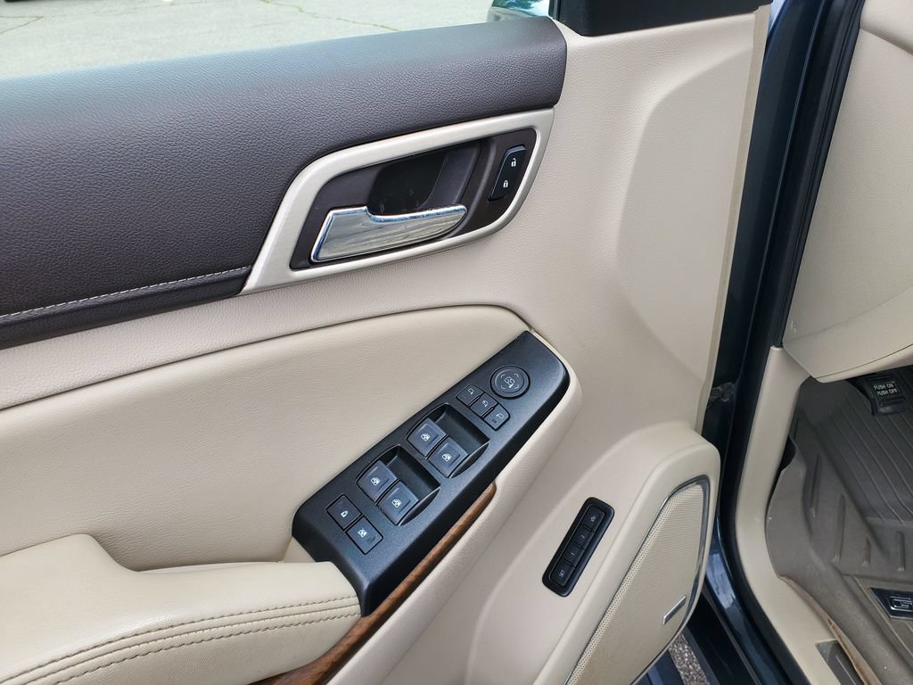 Used 2019 GMC Yukon Denali w/ Denali Ultimate Package AWD/4WD image 17