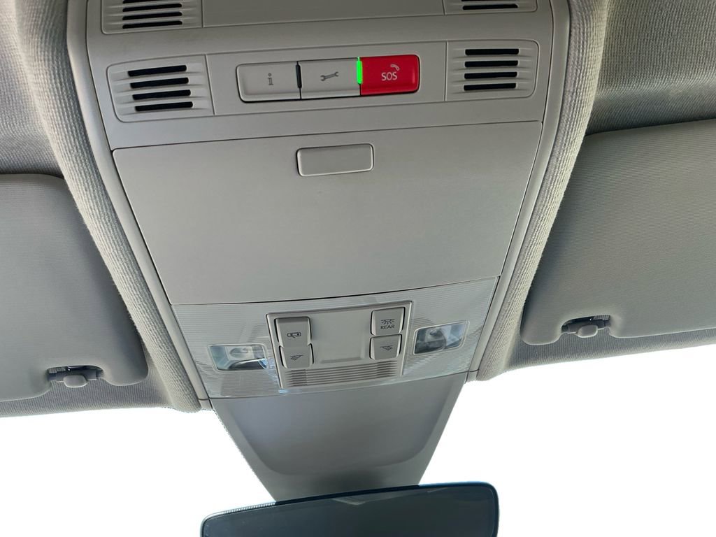 Used 2024 Volkswagen Tiguan S AWD/4WD image 23