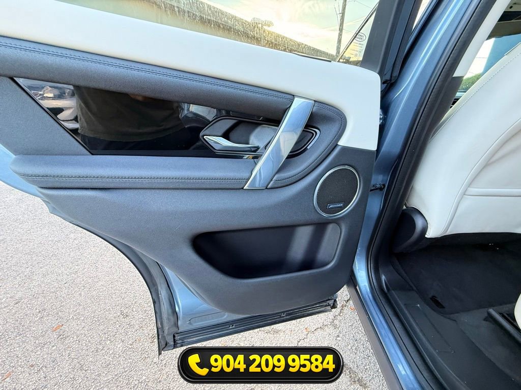 Used 2023 Land Rover Discovery Sport S image 33