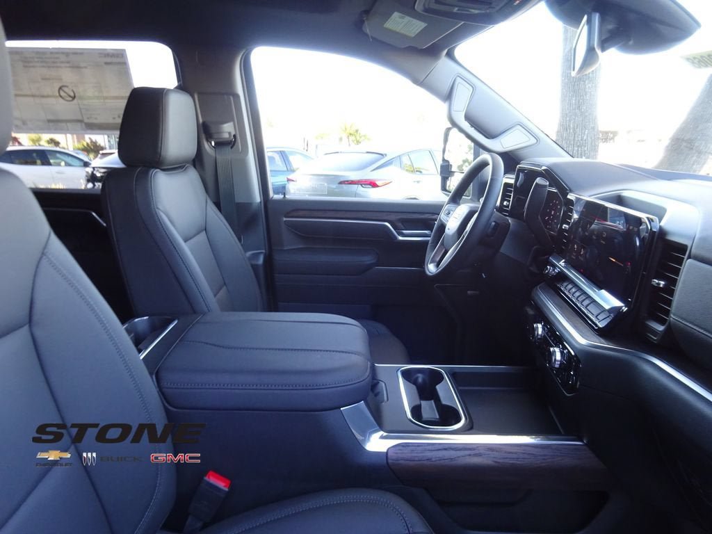 New 2026 GMC Sierra 2500 SLT w/ SLT Premium Package AWD/4WD image 17