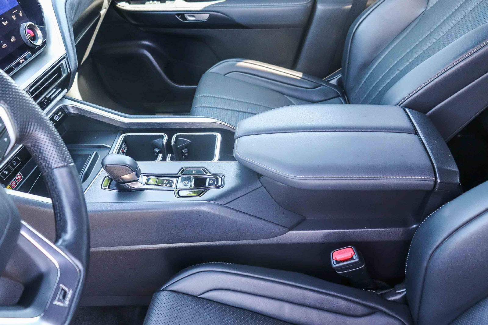 Certified 2025 Lexus TX 500h AWD w/ Technology Package image 24