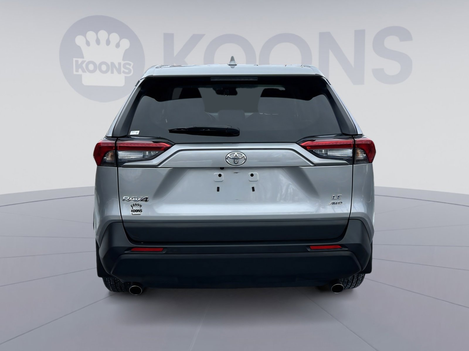 Used 2023 Toyota RAV4 LE image 5