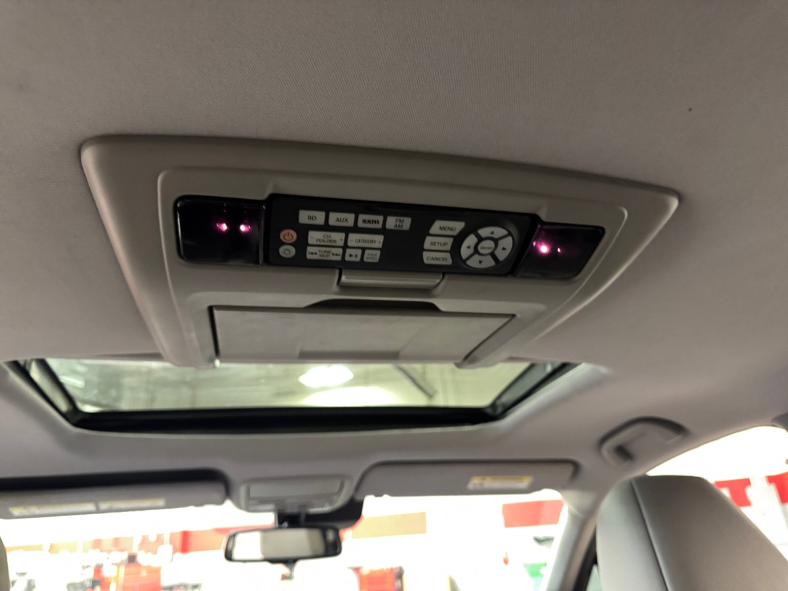 Used 2018 Honda Pilot Touring image 33