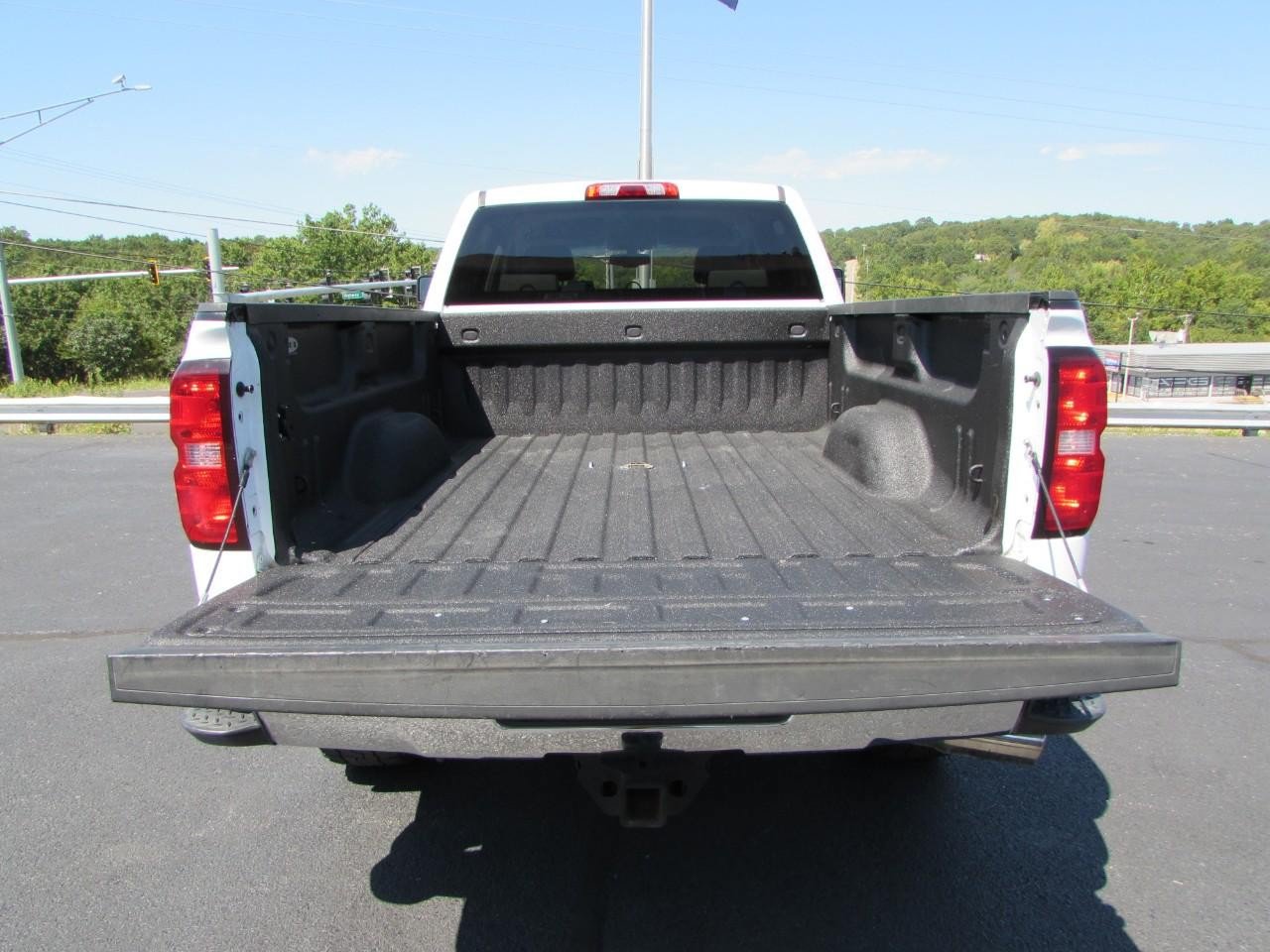Used 2016 Chevrolet Silverado 2500 W/T w/ WT Convenience Package AWD/4WD image 12