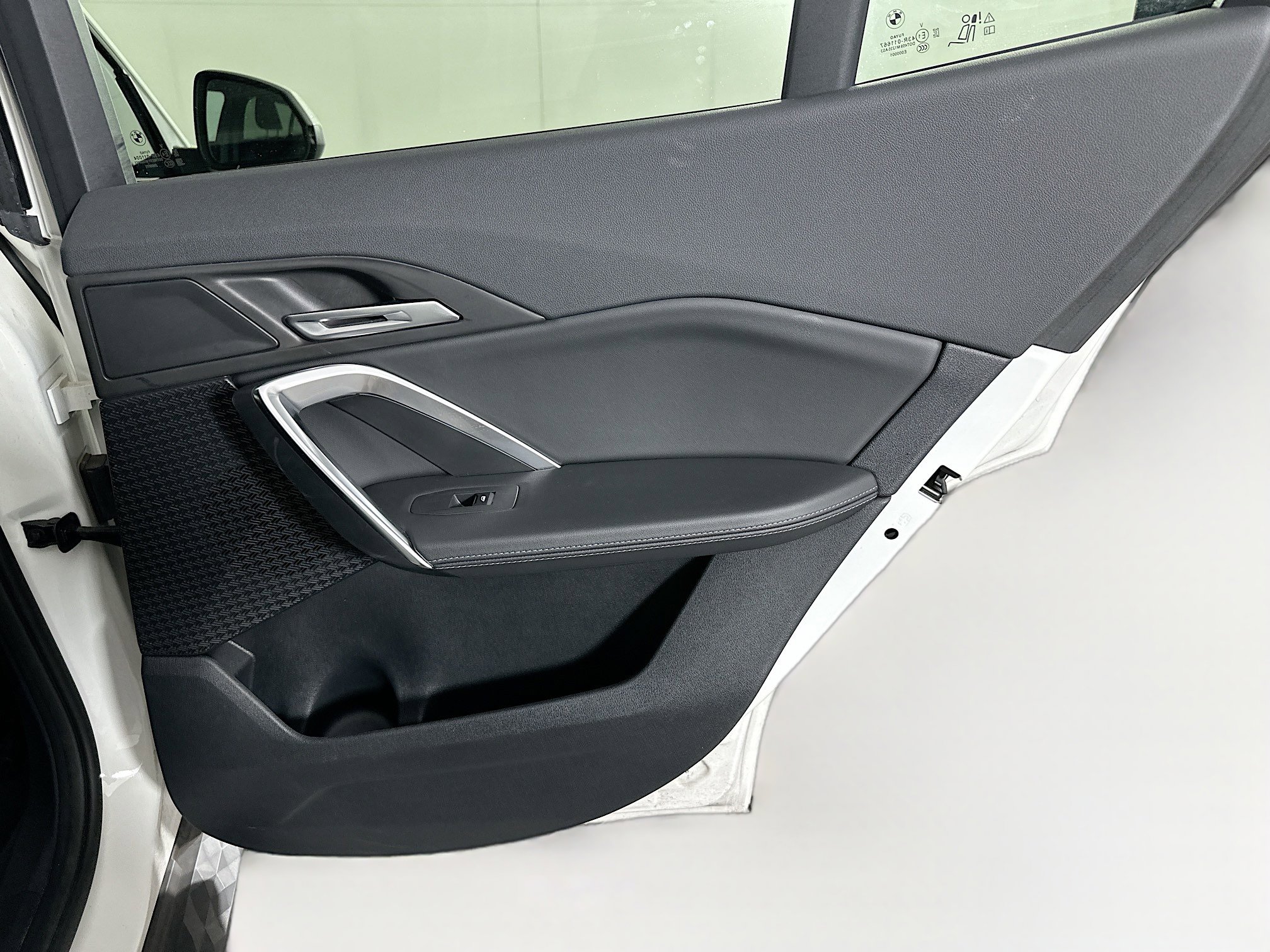 Used 2025 BMW X2 xDrive28i image 30