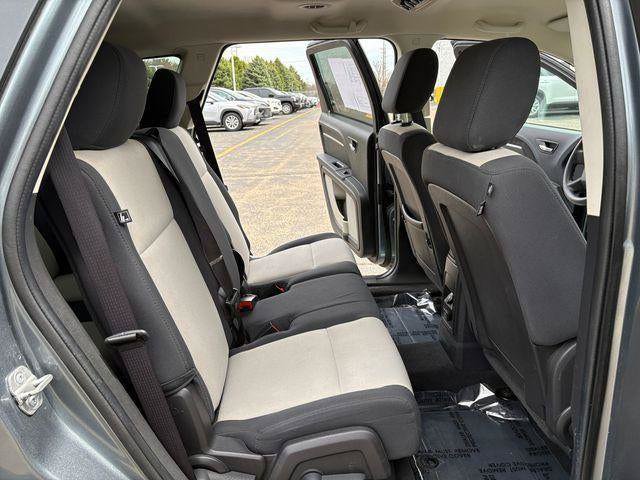Used 2009 Dodge Journey SXT w/ Chrome Appearance Group FWD image 19