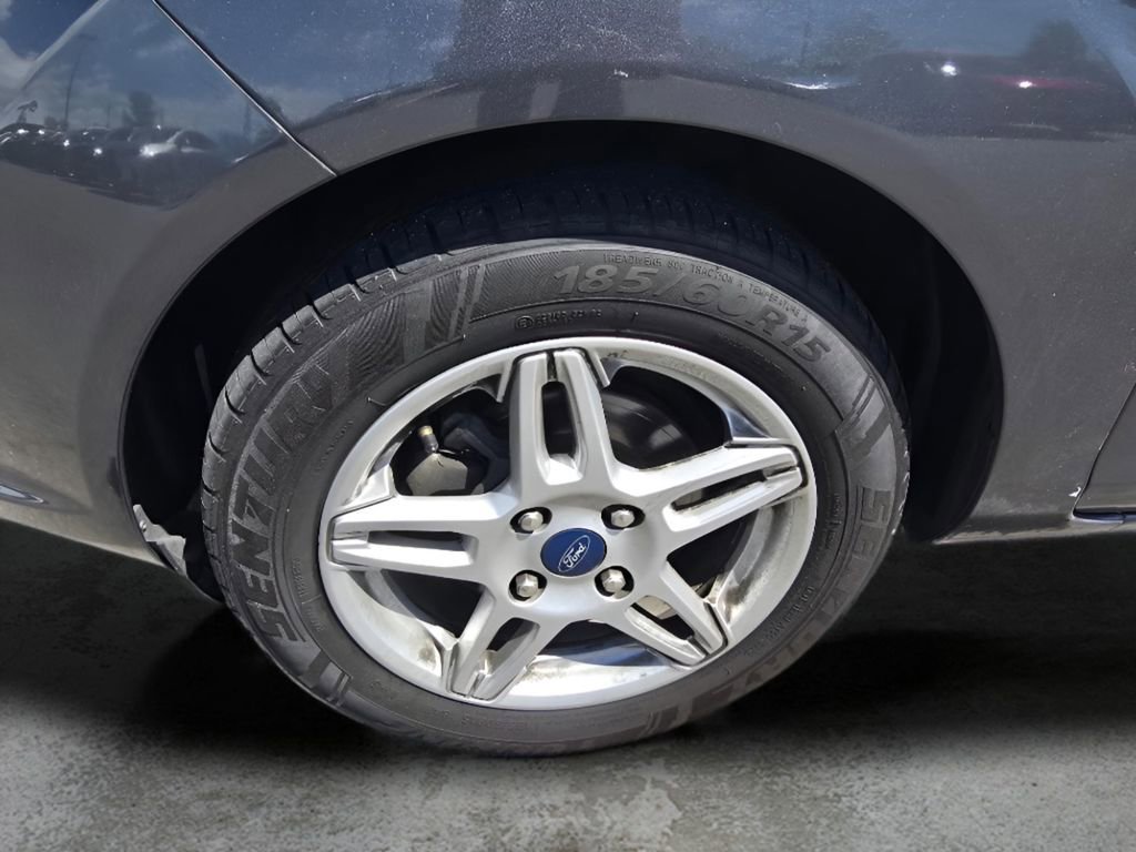 Used 2019 Ford Fiesta SE w/ Cold Weather Package FWD image 16