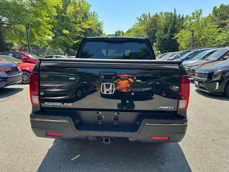Used 2017 Honda Ridgeline Black Edition image 6