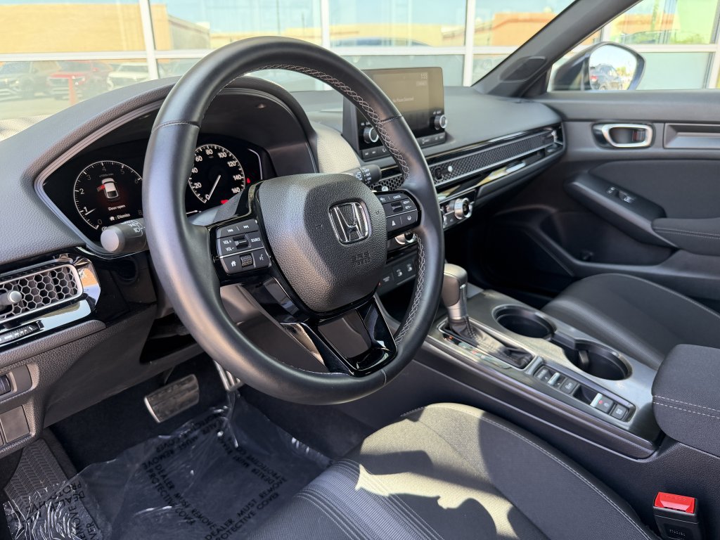 Used 2025 Honda Civic Sport image 31