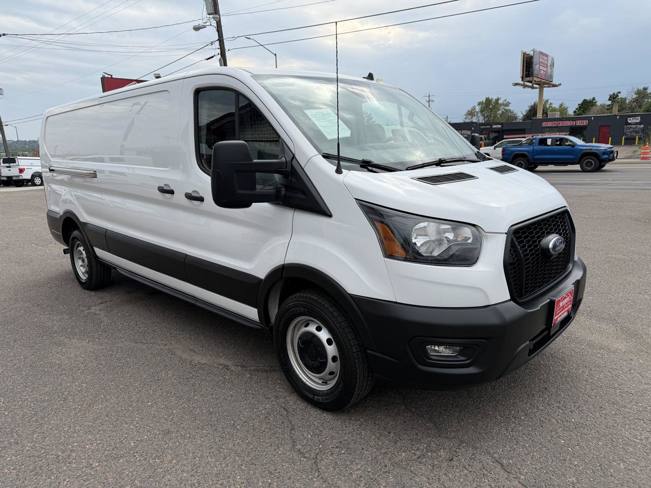 Used 2021 Ford Transit 250 Low Roof RWD image 2