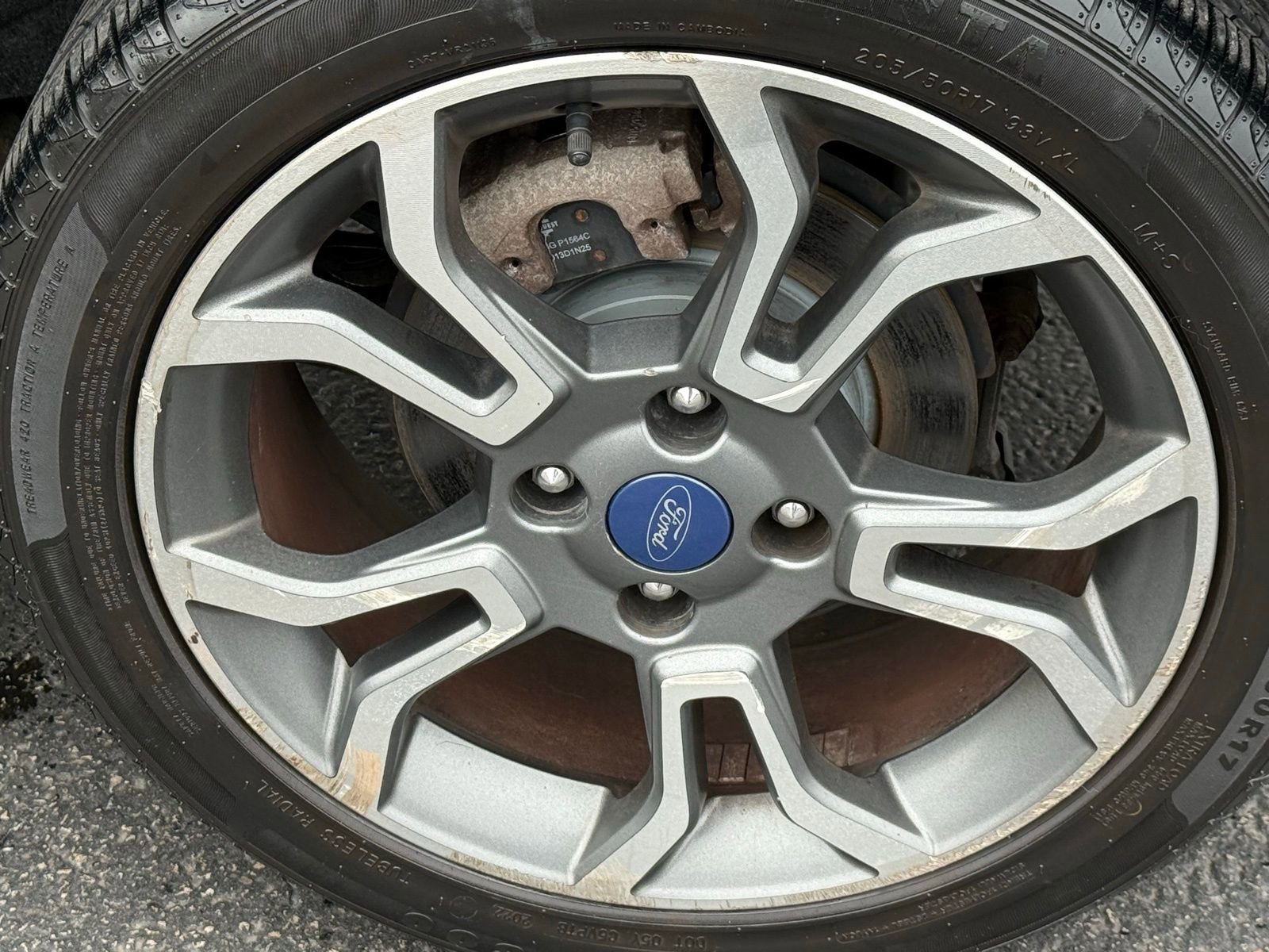 Used 2019 Ford EcoSport SES w/ SES Black Appearance Package AWD/4WD image 10