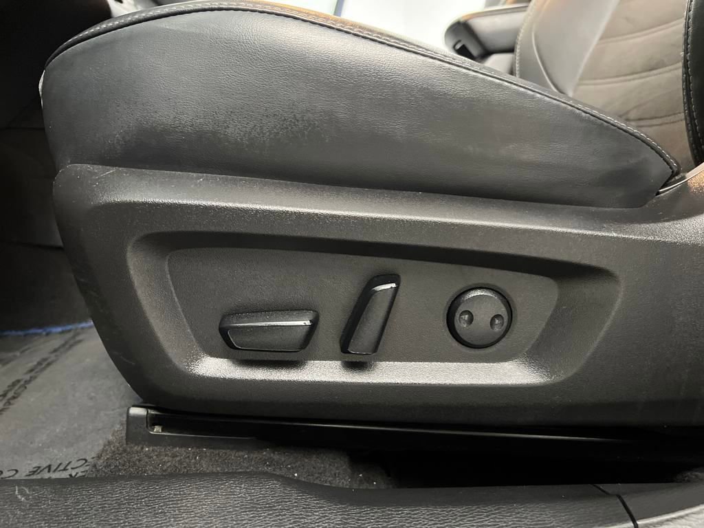 Used 2023 Mitsubishi Outlander SE image 10