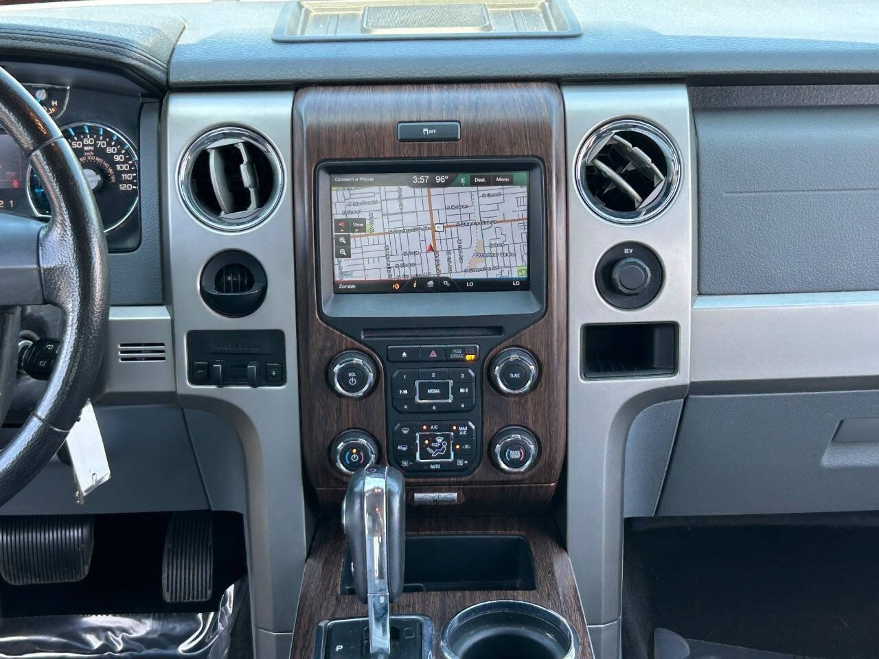 Used 2014 Ford F150 Lariat w/ Equipment Group 502A Luxury RWD image 18