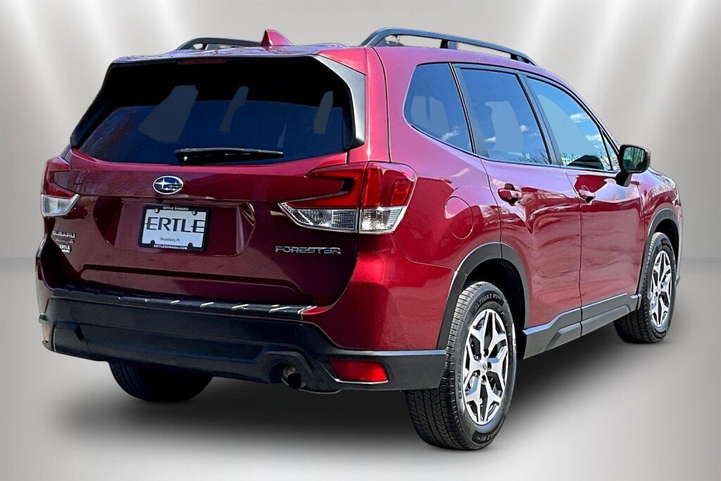 Certified 2022 Subaru Forester Premium image 5